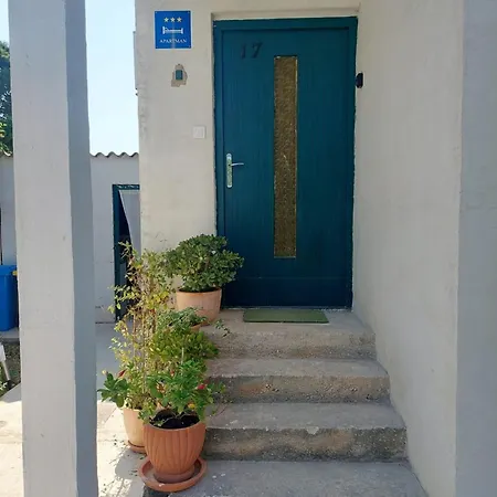 With Parking Space - 27466 דירה *