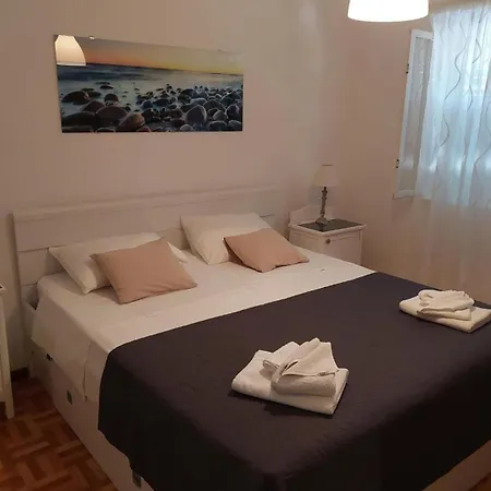 With Parking Space - 27466 דירה *